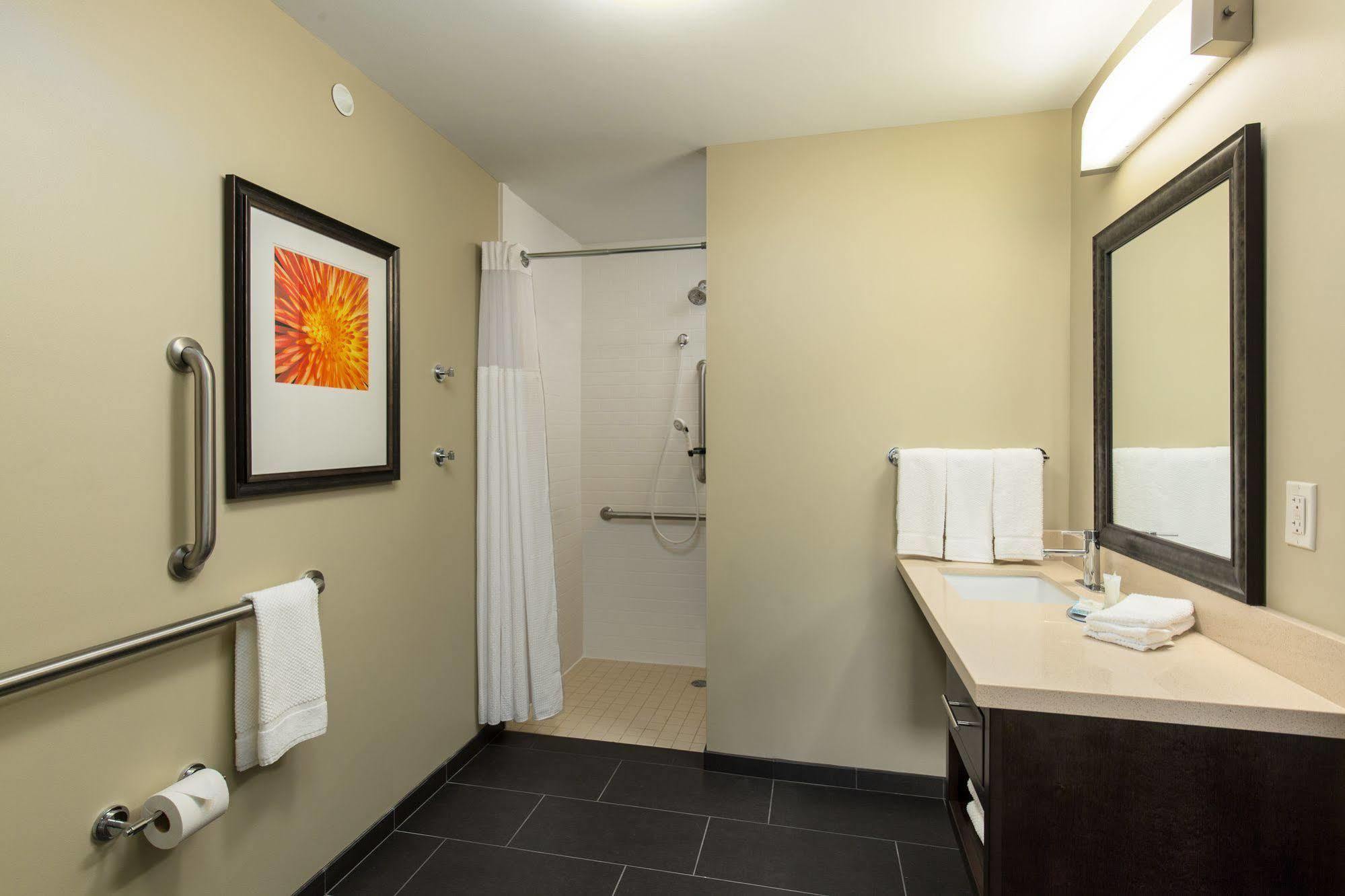 Staybridge Suites - Columbus Polaris By Ihg Flint Exterior photo